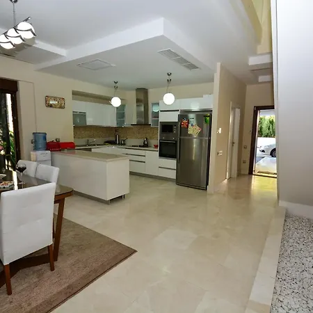 Carat Park A24/1 Vilă Belek